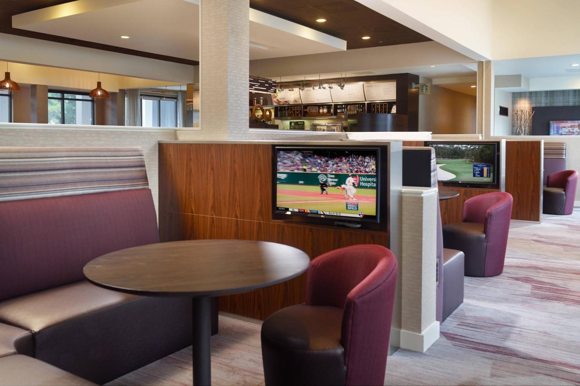 Готель Courtyard By Marriott Raleigh Кері Екстер'єр фото