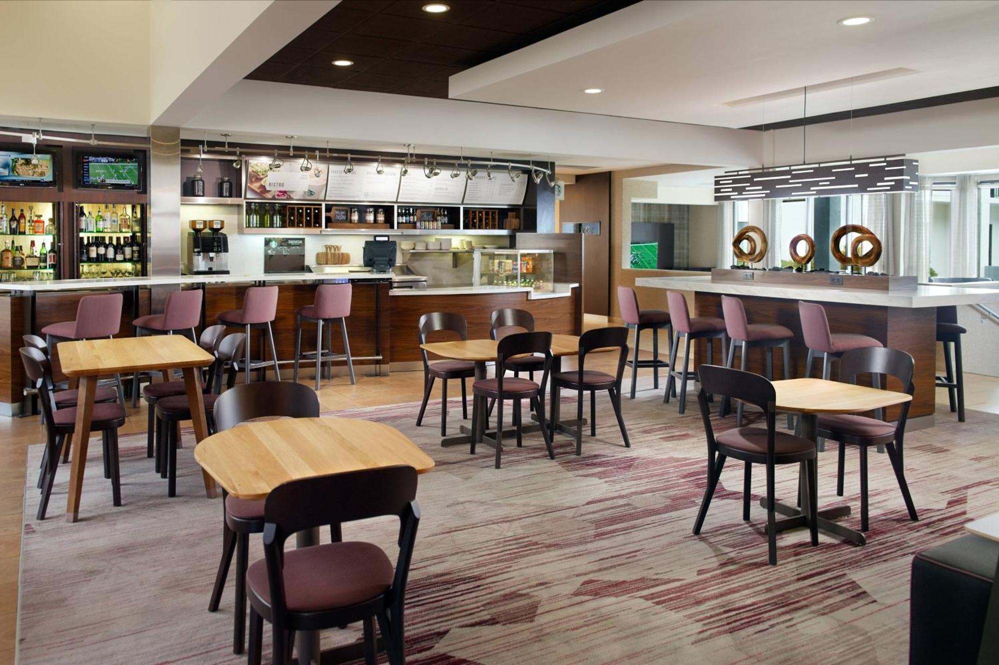 Готель Courtyard By Marriott Raleigh Кері Екстер'єр фото